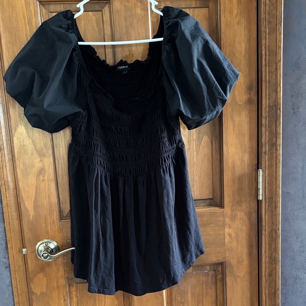 torrid Black Puff Sleeve Smocked Peplum Top